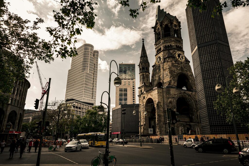 Kaiser Wilhelm Gedächtniskirche in Berlijn op het Breitscheidplatz