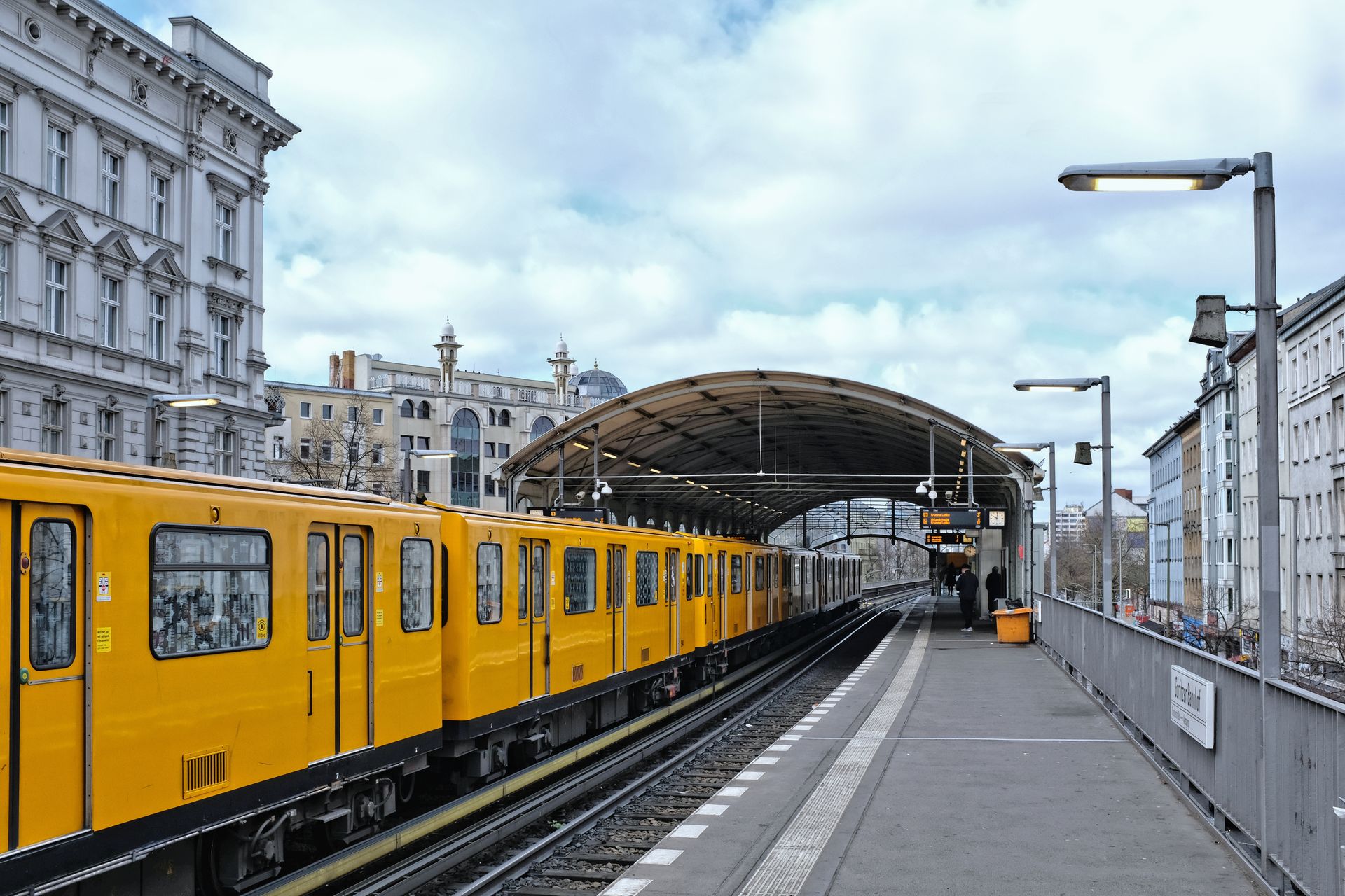 Tot hoe laat rijdt de metro in Berlijn?